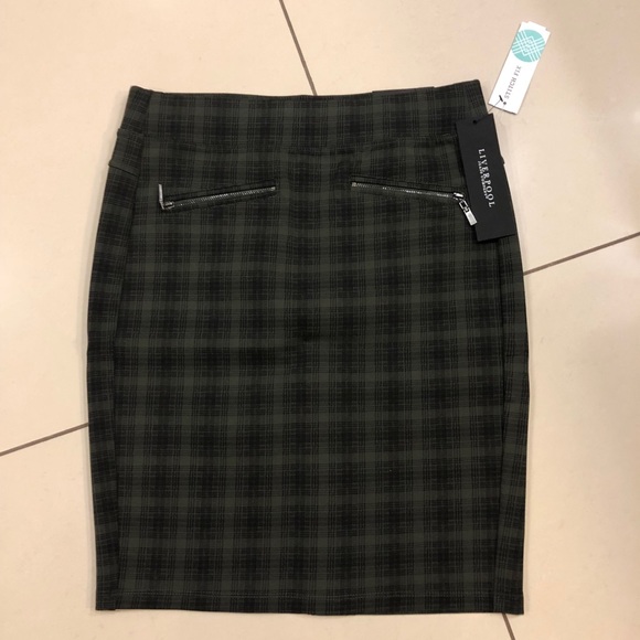 Liverpool Jeans Company Dresses & Skirts - Liverpool Olive Plaid Skirt Size 2